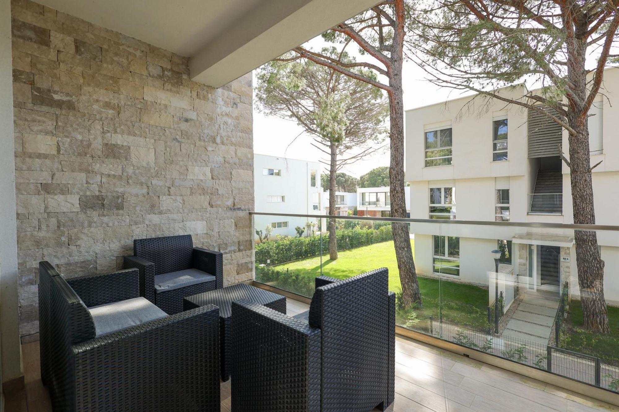 Sanpietro Vacation Apartments Durrës Extérieur photo